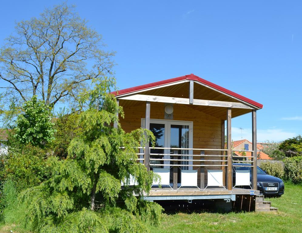 Camping Le Village De La Mer Les Moutiers Exterior foto